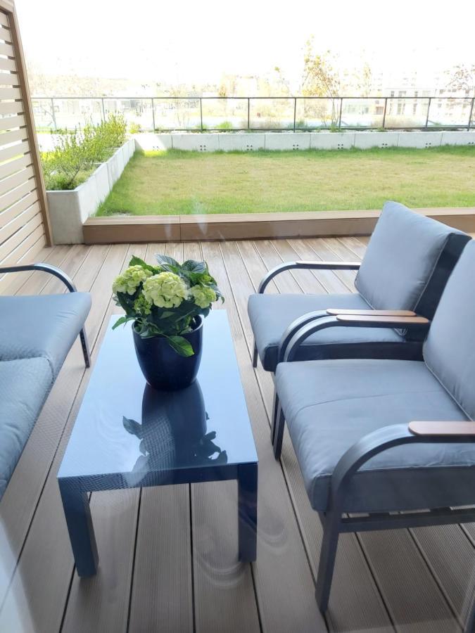 Apartament 150 Zaspa Vvita Z Prywatnym Ogrodem I Tarasem Gdansk Bagian luar foto