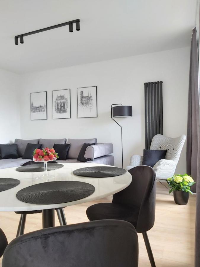 Apartament 150 Zaspa Vvita Z Prywatnym Ogrodem I Tarasem Gdansk Bagian luar foto