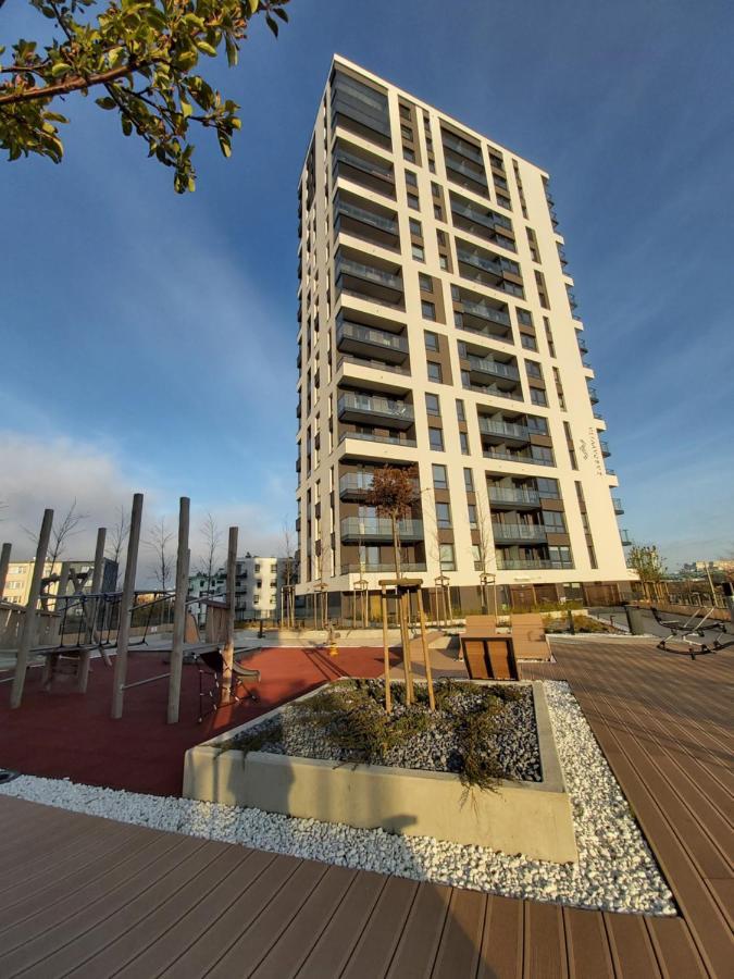 Apartament 150 Zaspa Vvita Z Prywatnym Ogrodem I Tarasem Gdansk Bagian luar foto