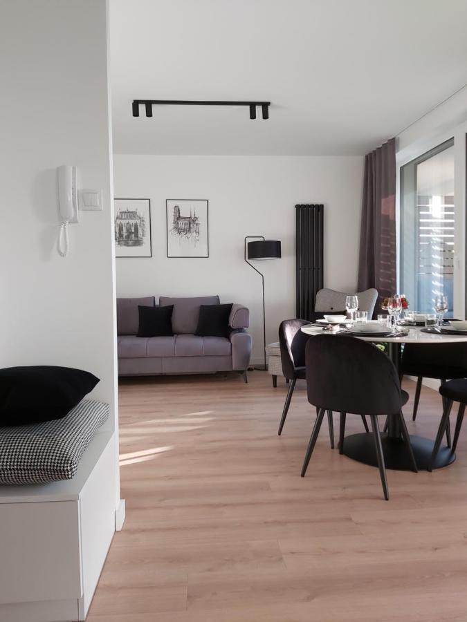 Apartament 150 Zaspa Vvita Z Prywatnym Ogrodem I Tarasem Gdansk Bagian luar foto