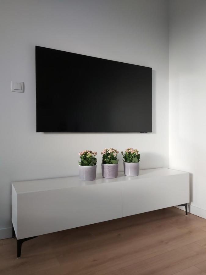 Apartament 150 Zaspa Vvita Z Prywatnym Ogrodem I Tarasem Gdansk Bagian luar foto